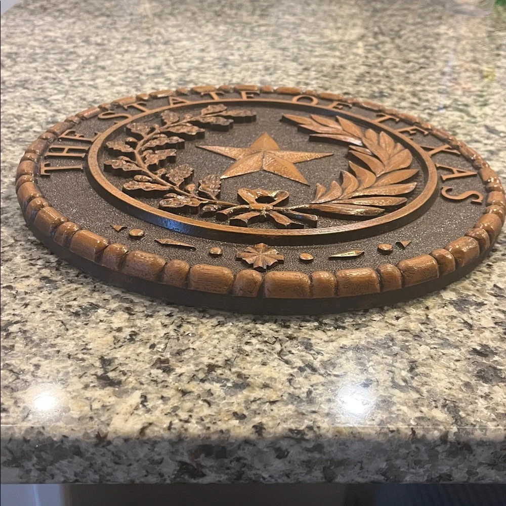The State of Texas Wood Plaque Wall Hanging Decor Round 12”